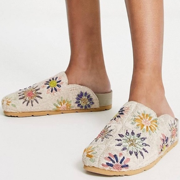 Free People Shoes - Free People crochet Damon mule. Size 9.